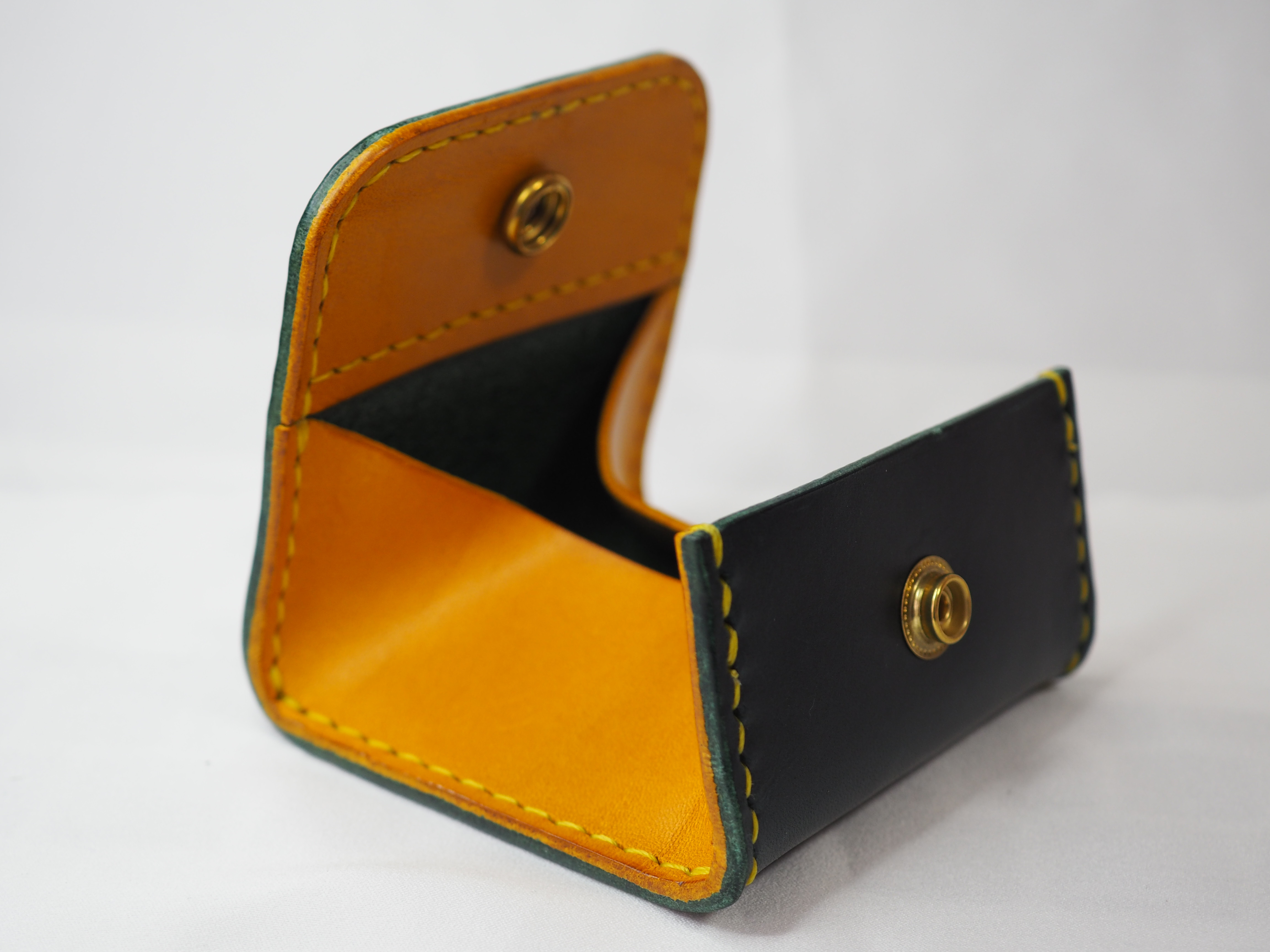 超美品 ブルガリ レザーコインケース 良品】ブルガリ BVLGARI レザー コインケース 馬蹄型 小銭入れ