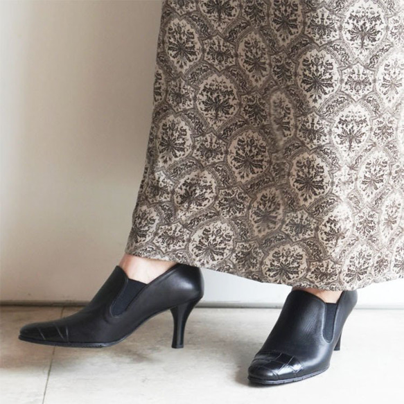 尺寸有限 ★ 側邊鱷魚皮短靴 鱷魚黑色 非常合腳 7 厘米鞋跟 日本製造 真皮 第3張的照片