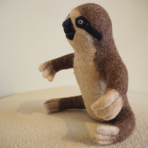 羊毛フェルト ぬいぐるみ かわいい なまけもの ナマケモノ フェルト