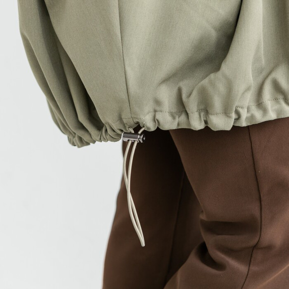 【再販】ゆるっと着れるのにスッキリ見えが叶うブルゾン ライトアウター 無地 体型カバー 23024 10枚目の画像