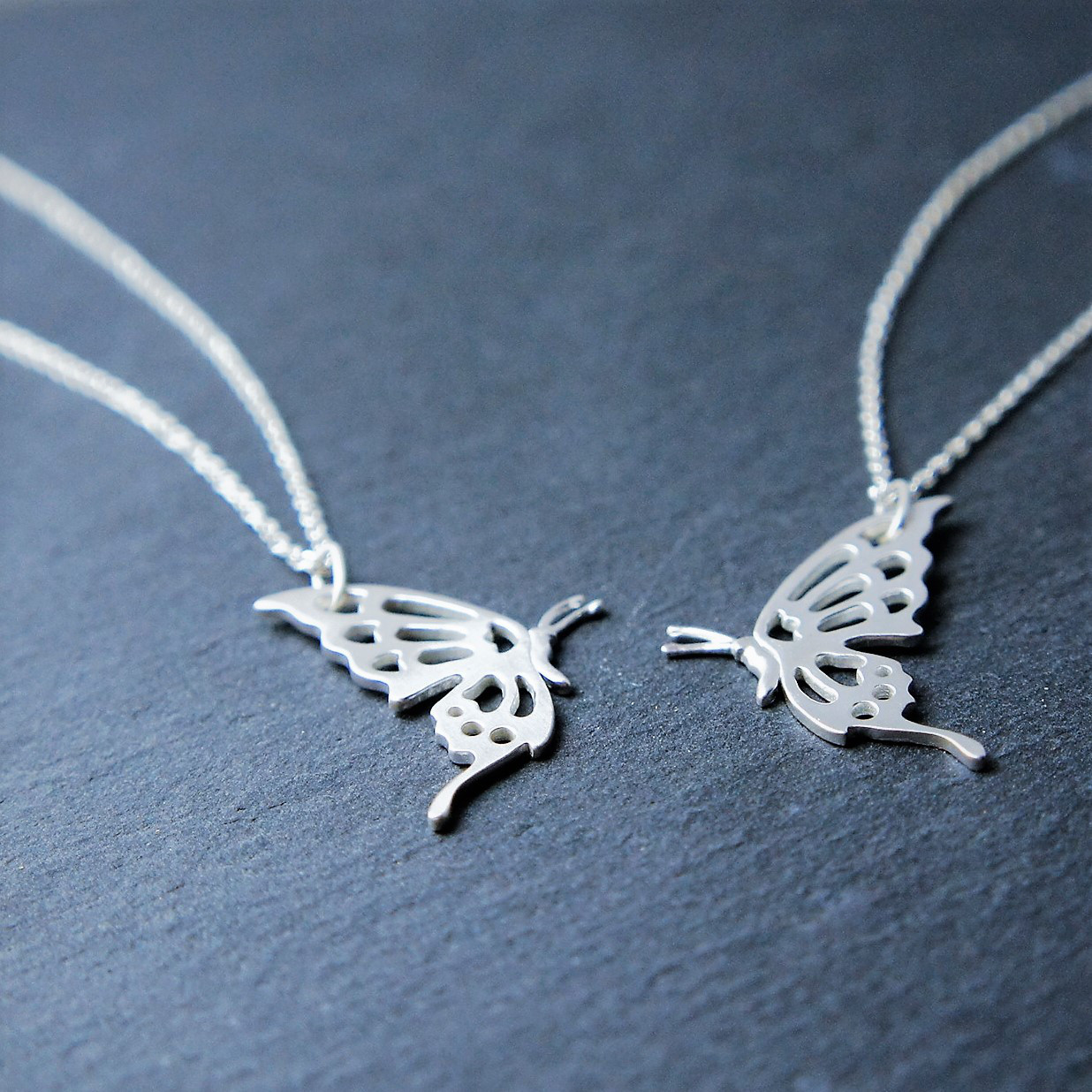 白虹蝶　ネックレス