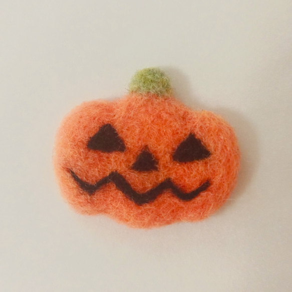 ハロウィンかぼちゃのブローチ 4枚目の画像