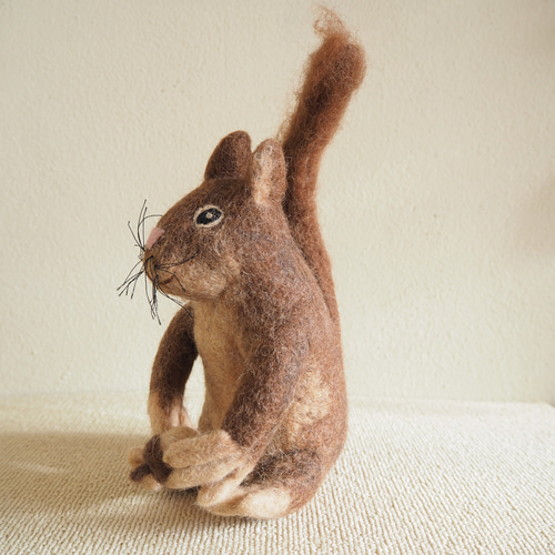 羊毛フェルト リス ぬいぐるみ オブジェ 置物 かわいい フェルト