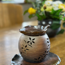 【再販】お茶の香りと可愛いお花の灯りが楽しい焼き締め茶香炉3点セット 5枚目の画像
