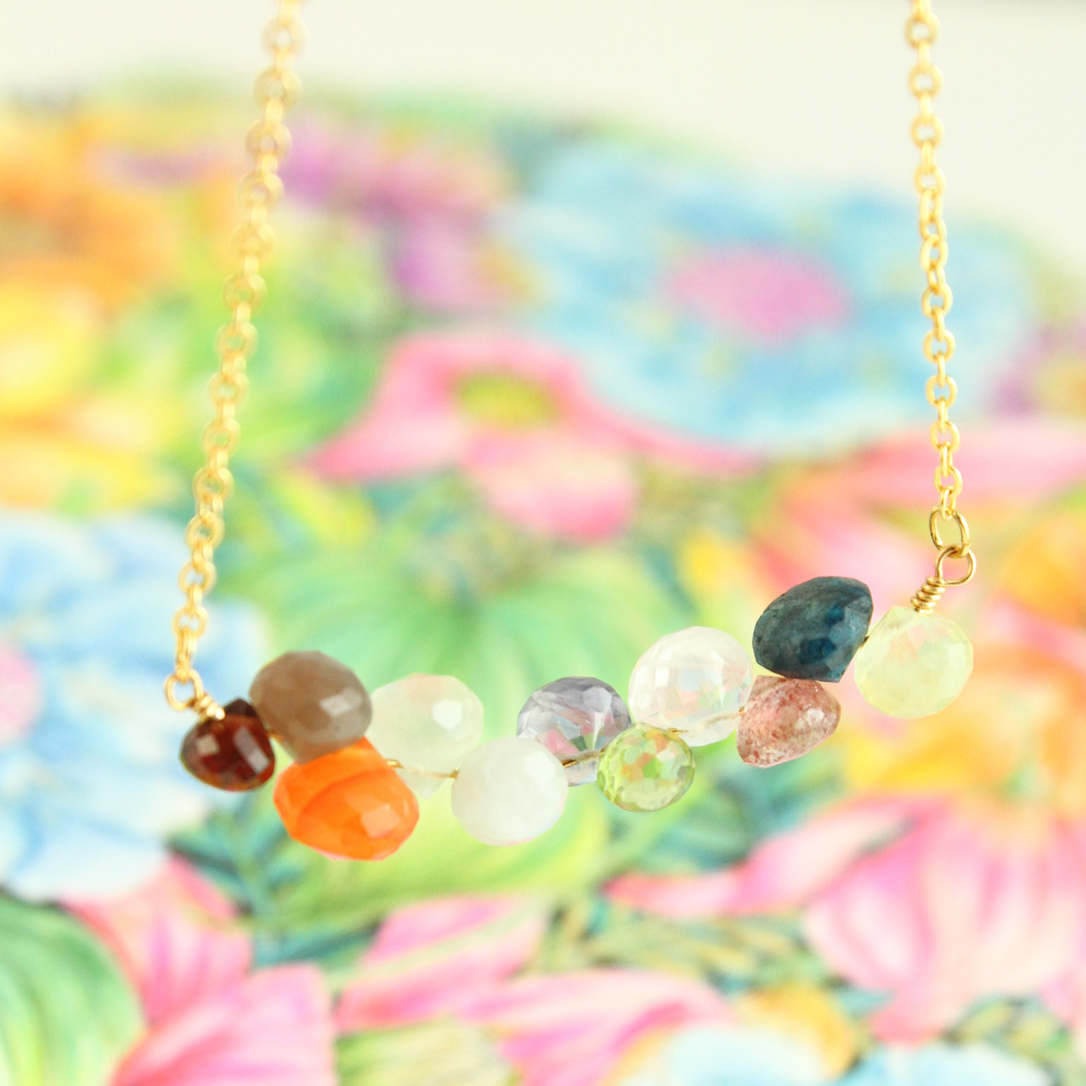 【1点限定】宝石質 11種オニオン ネックレス