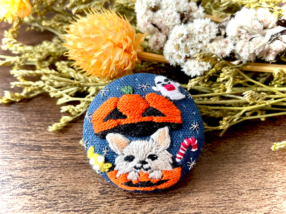 くるみボタン③③ハンドメイド刺繍ブローチヘアゴム ブローチ