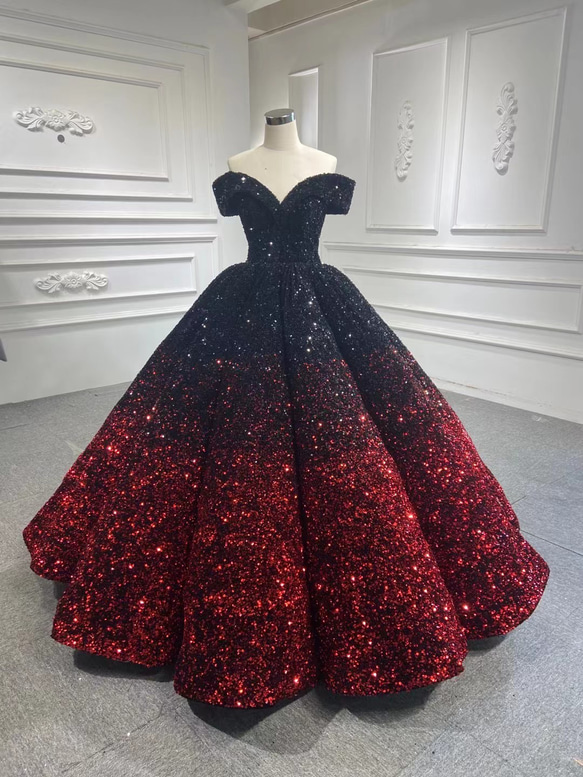 素敵グラデーション王道プリンセスお色直しカラードレス黒赤ウエディングドレス二次会パーティーステージ衣装前撮り結婚式 1枚目の画像
