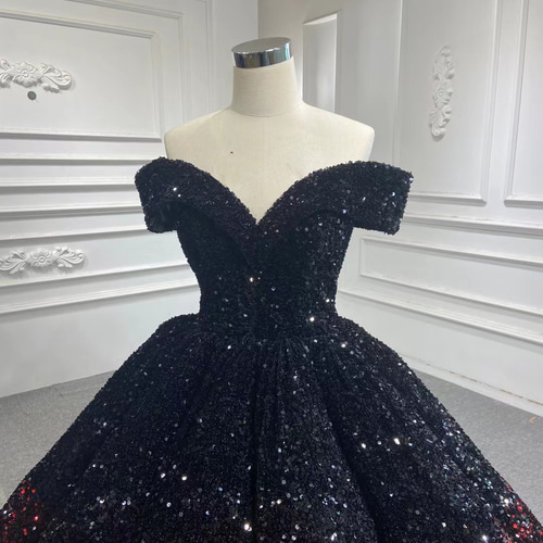 黒　ベロアドレス　前撮り　結婚式　カラードレス　花嫁お色直し 楽天市場】ウエディングドレス ウェディングドレス 黒 前撮り