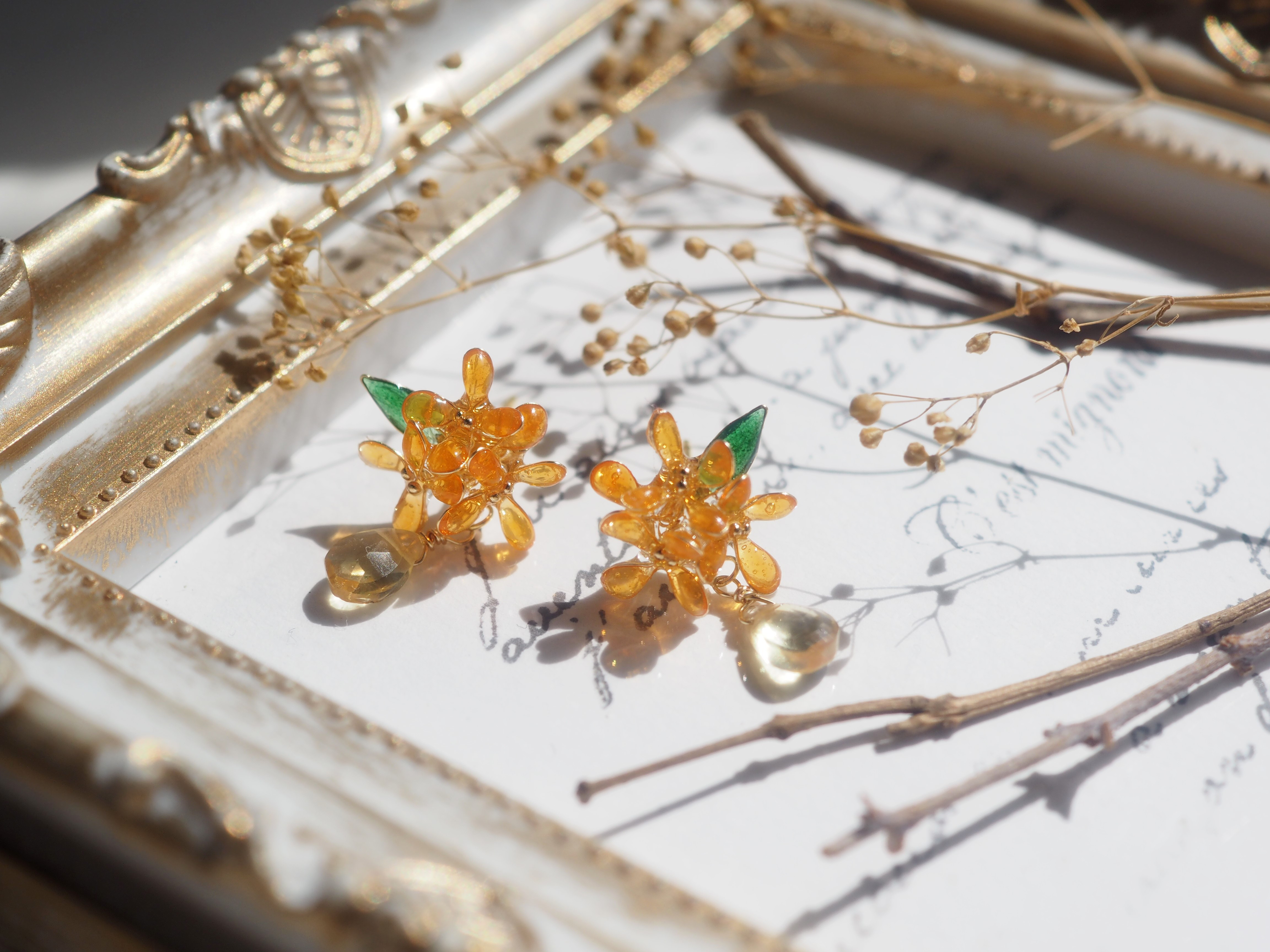 ぷに】coussinet moa イヤリング ゴールド ぷに】coussinet moa