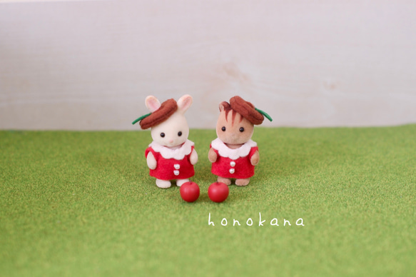 シルバニアファミリー服赤ちゃん用 フェルトで作ったりんごのお洋服と