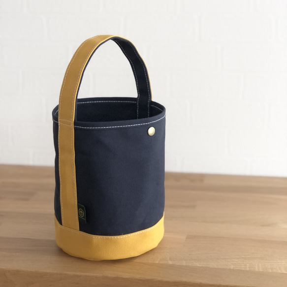《受注製作》"bucket bag" navy × mustard 1枚目の画像