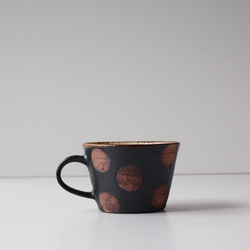 【momo様専用ページ】コーヒードリッパー＆ピッチャー・マグカップ　 黒　ドット　陶器 5枚目の画像
