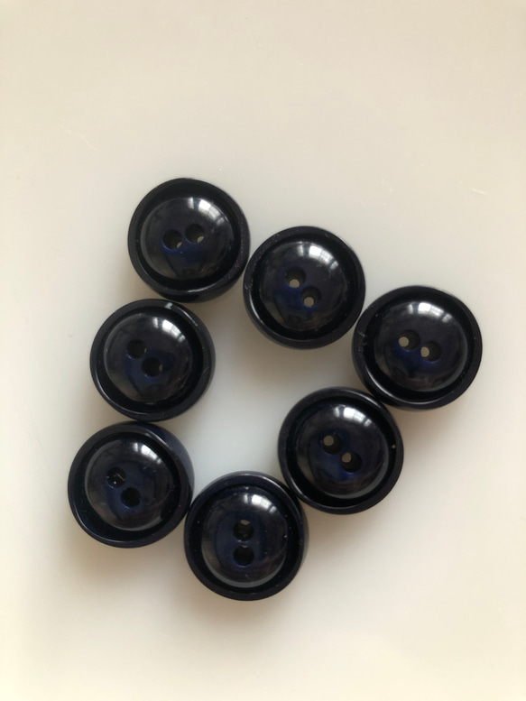 アンティーク ボタン 7個セット ビンテージ 昭和 レトロ 個性的 ハンドメイド素材 紺　ネイビー　ポップ アクセ 5枚目の画像