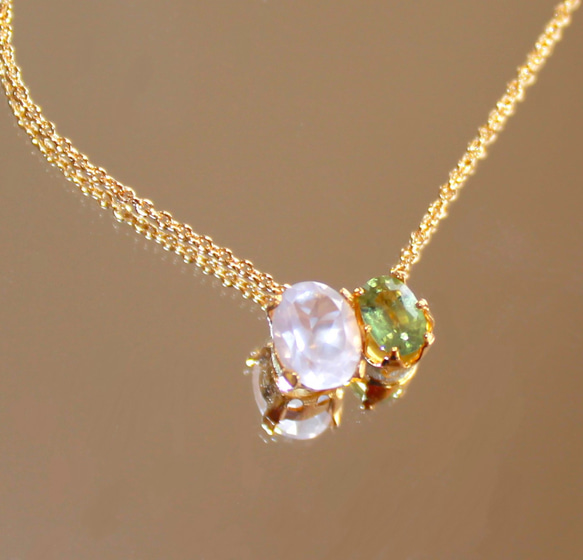 - aki no hana -k18gp Rose Quartz & Green Spphire Pendant Top 1枚目の画像