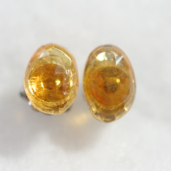 （獨一無二的物品）黃水晶耳釘（自由形狀的鈦柱） 第1張的照片