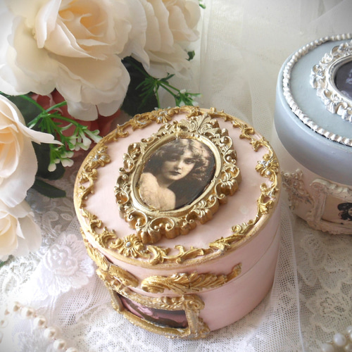 新品未使用　お値引！ヴィンテージ　ジュエリーボックス　ラディカ　象嵌　小物入れ 新品未使用お値引！ヴィンテージジュエリーボックスラディカ象嵌小物入れ