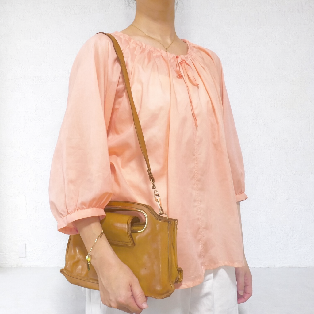 ふんわりギャザーコットンローンブラウス【Salmon Pink】