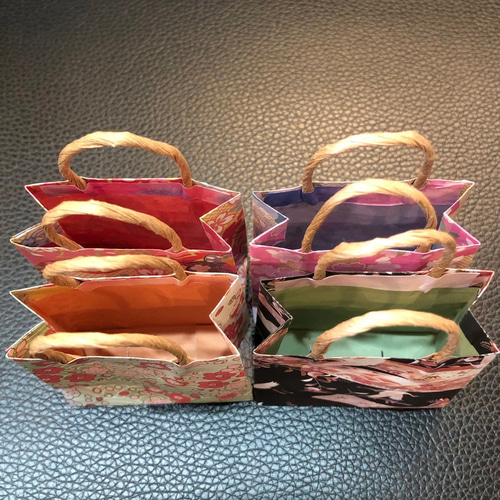 ミニ紙袋 マチ・持ち手付 10枚 | 和柄 和風柄 着物柄 ラッピング袋