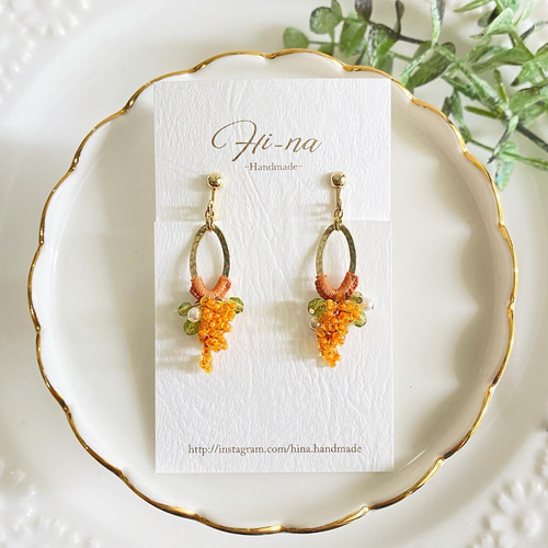 金木犀のピアス/イヤリング ビーズクロッシェ ピアス（その他