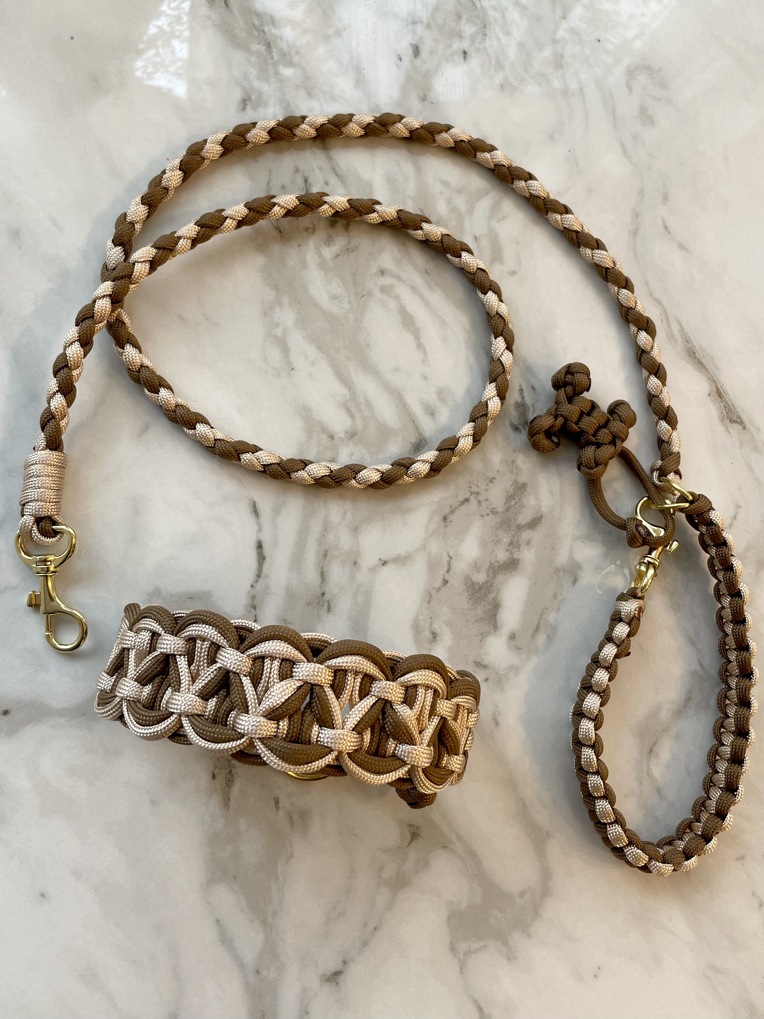 パラコード犬用カフェリード首輪のセット　ゴールド金具