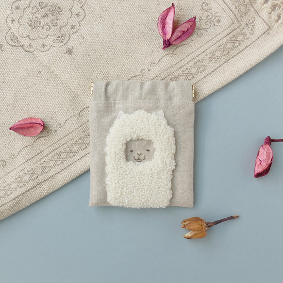 《名入れ》アルパカ＊リネンの手刺繍ばね口ポーチ 10枚目の画像