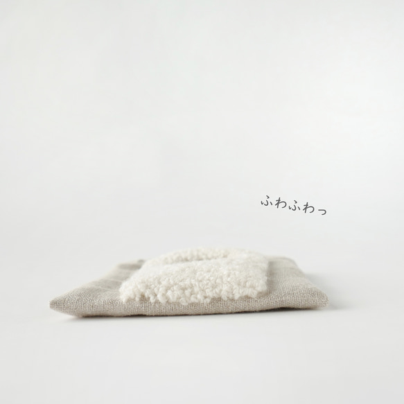 《名入れ》アルパカ＊リネンの手刺繍ばね口ポーチ 2枚目の画像