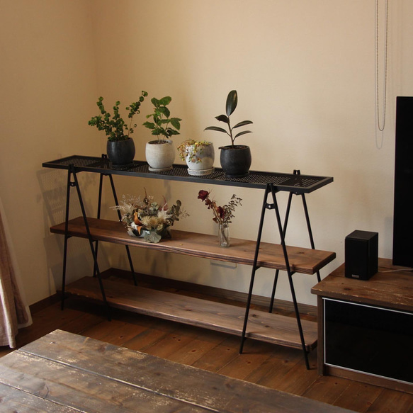 アイアンシェルフ（L）　アイアンラック　アイアン家具　塊根植物　植物棚 杉無垢材卓上収納棚【引き違い扉仕様】 YWU3163147740(24123円)