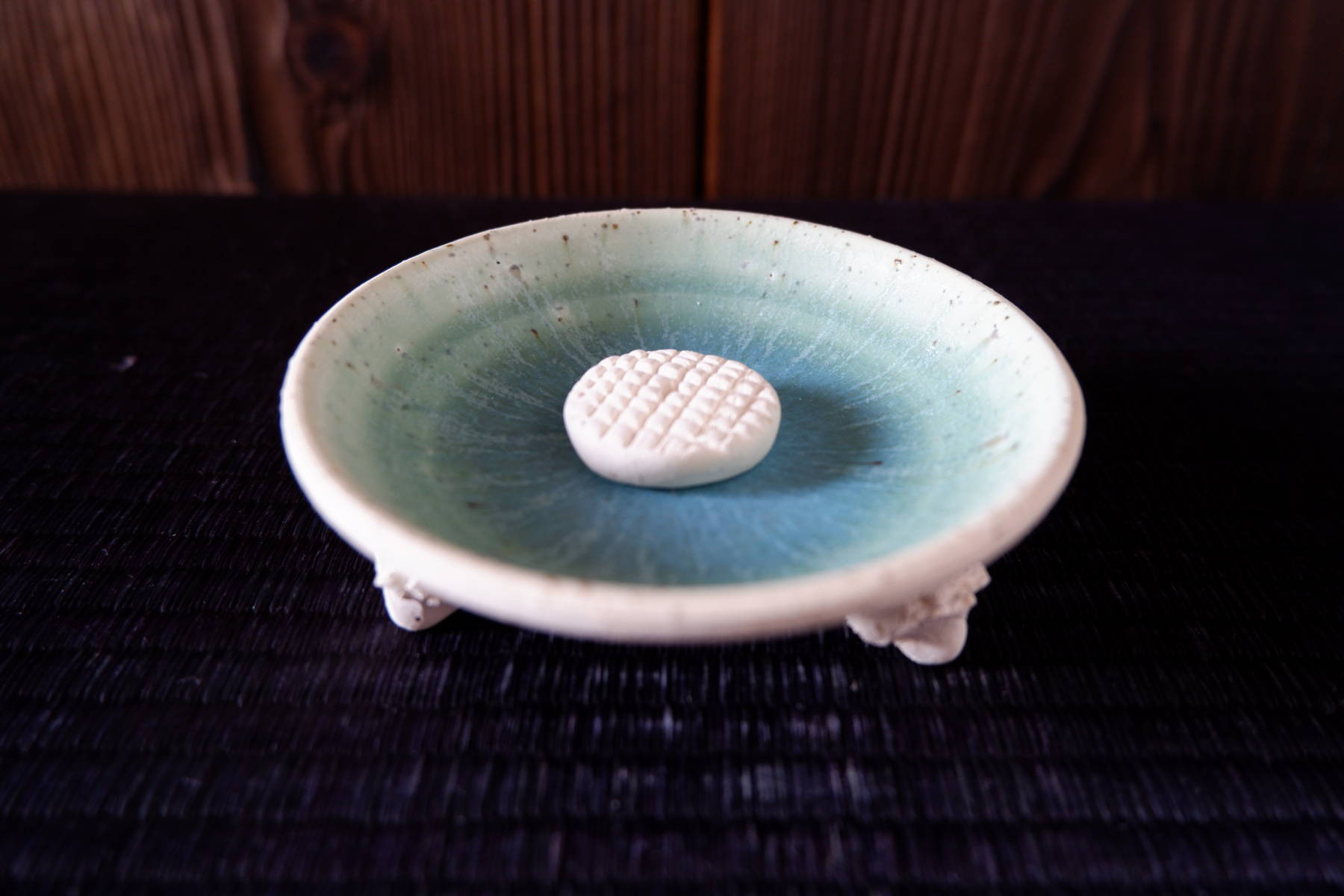 陶器製 茶釜 独特な模様 陶器製 茶釜 独特な模様