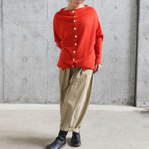 ピュアカシミヤ ボタンカーディガン 朱赤 カーディガン tsutsumu