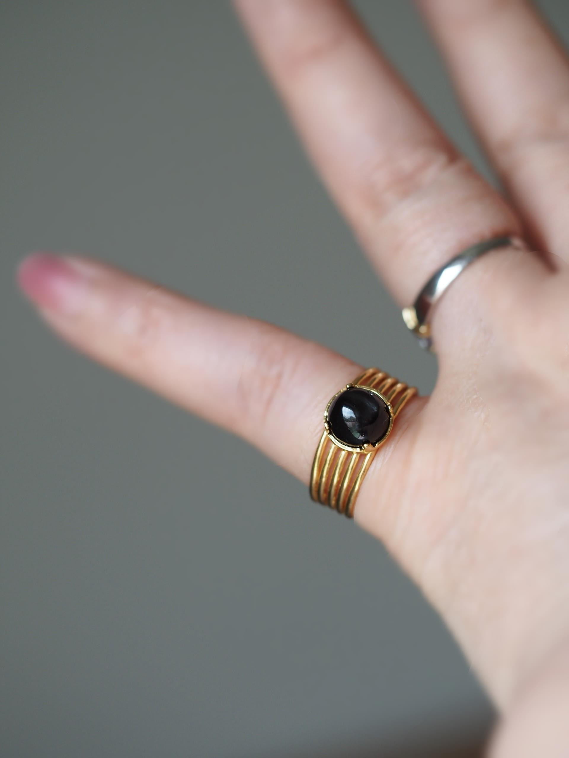 ブラックスター（ダイオプサイド）８　K14gf製　幅広リング❀