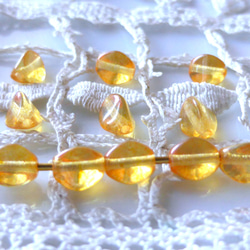 種　薄いオレンジ　チェコビーズCzech Glass Beads10個 1枚目の画像