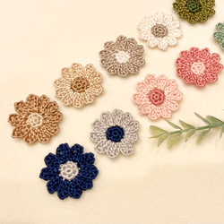 『送料無料』himawari crochetのブローチ【お好きなカラーを1点お選びください】 3枚目の画像