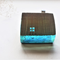ガラスの家　置物　インテリア　ダークブルー銀の屋根 4枚目の画像