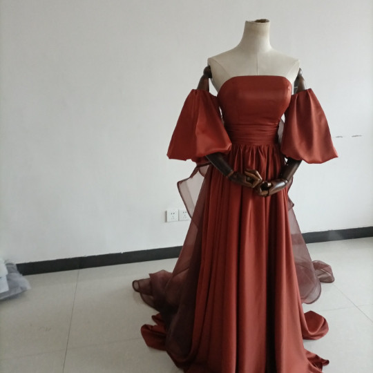テラコッタ色カラードレス ベアトップ スレンダーライン パフスリーブ オフショル 音楽会 発表会