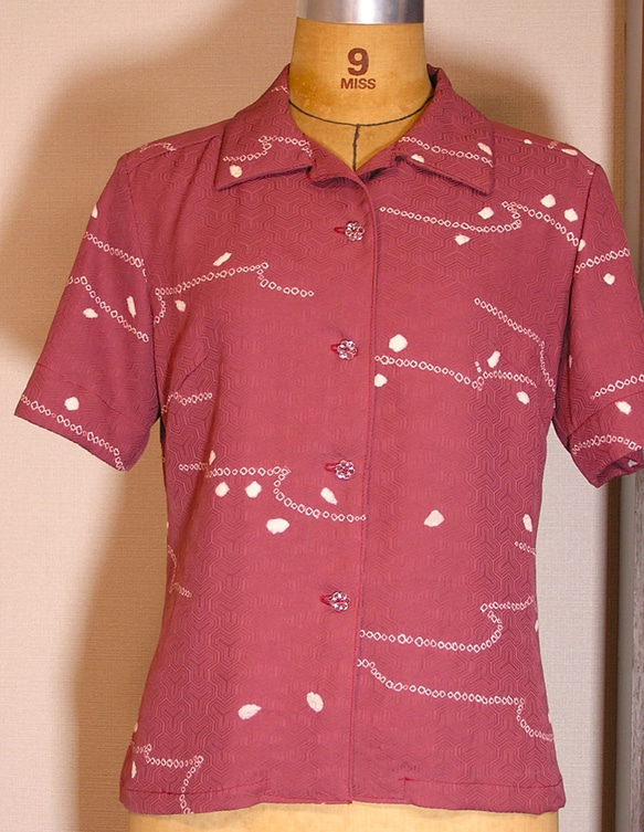 【送料無料】着物リメイク　正絹　レディース　アロハシャツ　9号サイズ 1枚目の画像