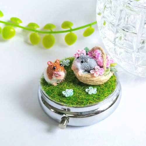 3D仲良しジャンガリアンハムスターちゃんとゴールデンハムスターくんの