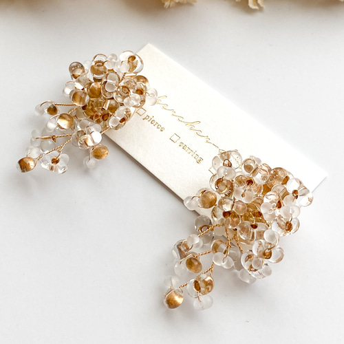 チェコビーズのつぶつぶブーケ・クリアゴールド(bouquet) ピアス