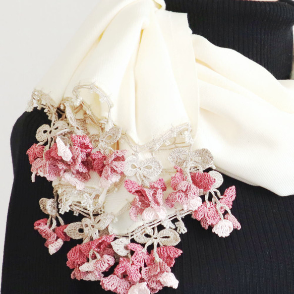 [Made to order] OYA Pashmina shawl [Flower of Wind] White 第3張的照片