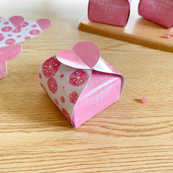 プチギフトボックス《梅の花》5枚入り プレゼント 箱 ラッピング パッケージ ギフト ウエディング バレンタイン 和風 2枚目の画像