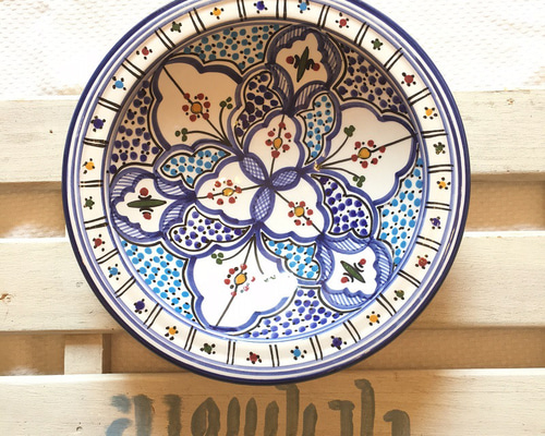 チュニジア・ナブール陶器 北アフリカ伝統万能絵付皿 澄んだブルーが