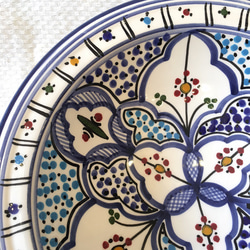 イタリア＆北アフリカ伝統万能絵付皿　澄んだブルーが印象的　クスクス皿 69 tebsi 2枚目の画像