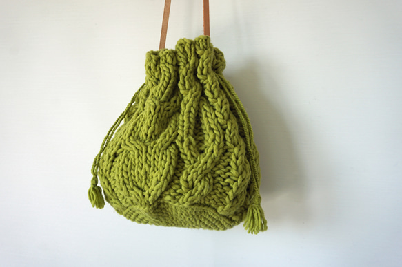 【即納可】ローゲージウール・巾着バッグ（N-420129-グリーン）・ペルーニット 3枚目の画像