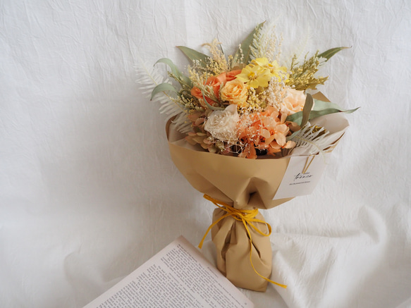 ジニアとバラのプリザーブドフラワーブーケ 花束 bouquet