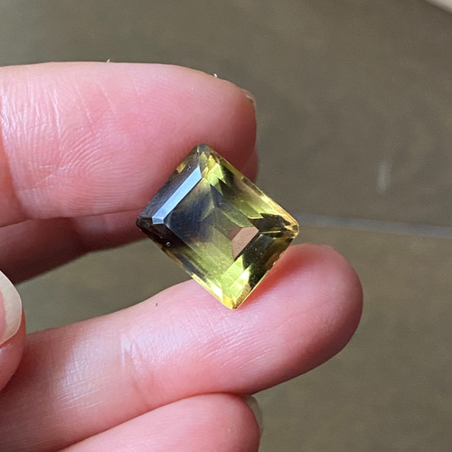 レア♢ナチュラルバイカラー・ スモーキーレモンクォーツ レモン