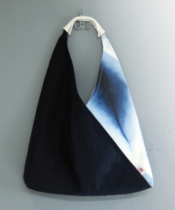 藍染數位印花山形包-目眩神迷款 手提包 托特包 第2張的照片