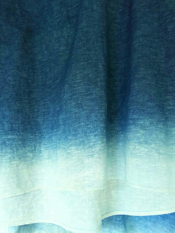 春分売り尽くしSale⭐️  メンズ   伝統の正藍染  竹布  布帛のTシャツ   藍染グラデーション　Mサイズ 7枚目の画像