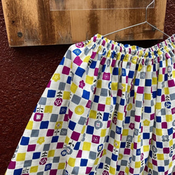 パープル:市松模様　小花　ふんわりスカート　大人スカート　ギャザースカート　和柄　和風 2枚目の画像