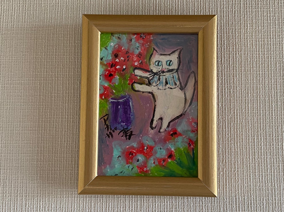 絵画。原画手描き【花を植えるのが好きな白猫ちゃん】 6枚目の画像