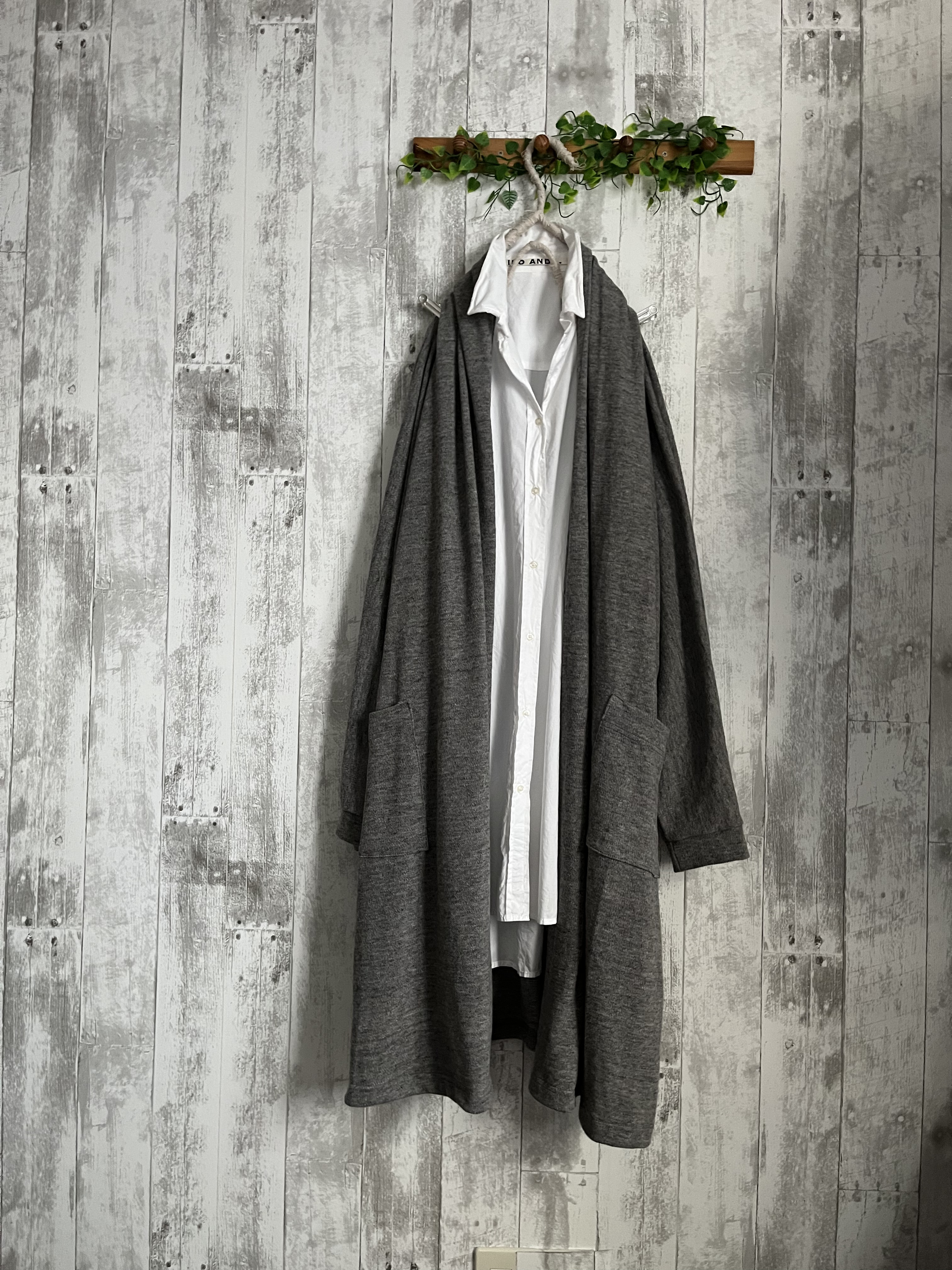 秋冬かのこグレーリネン混ニットドルマンローブロングカーディガン