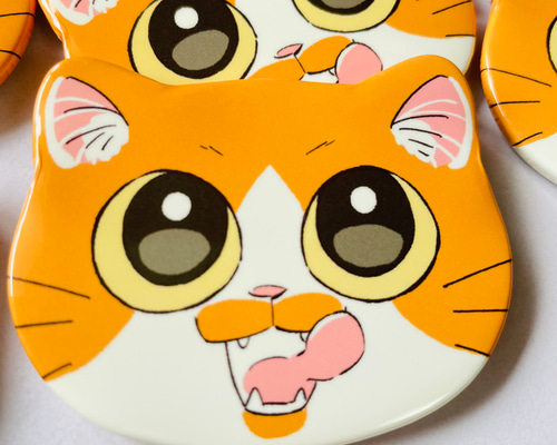 ねこちゃん缶バッジ イラスト かルル 通販 14566910｜Creema(クリーマ